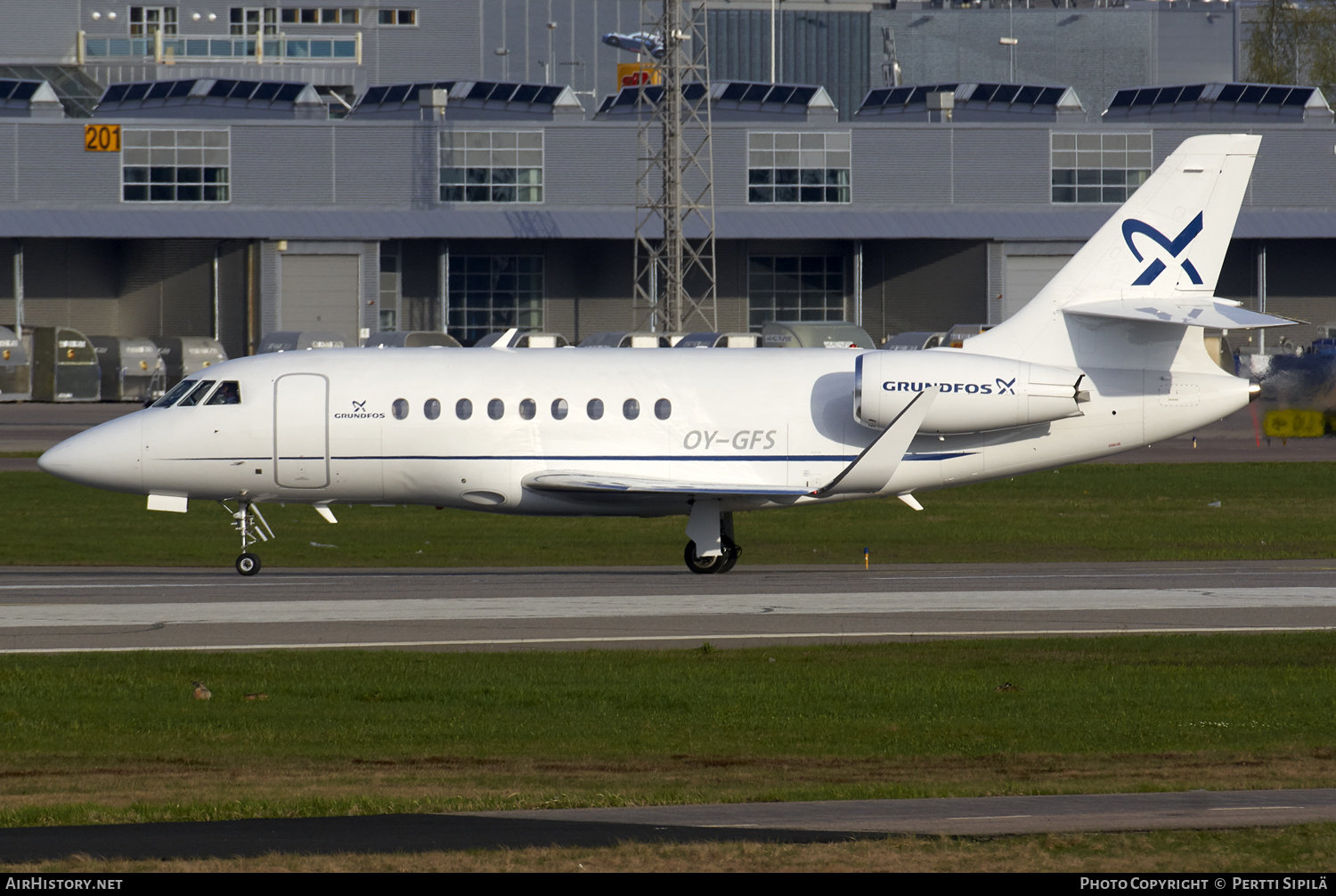 Aircraft Photo of OY-GFS | Dassault Falcon 2000LX | Grundfos | AirHistory.net #166398