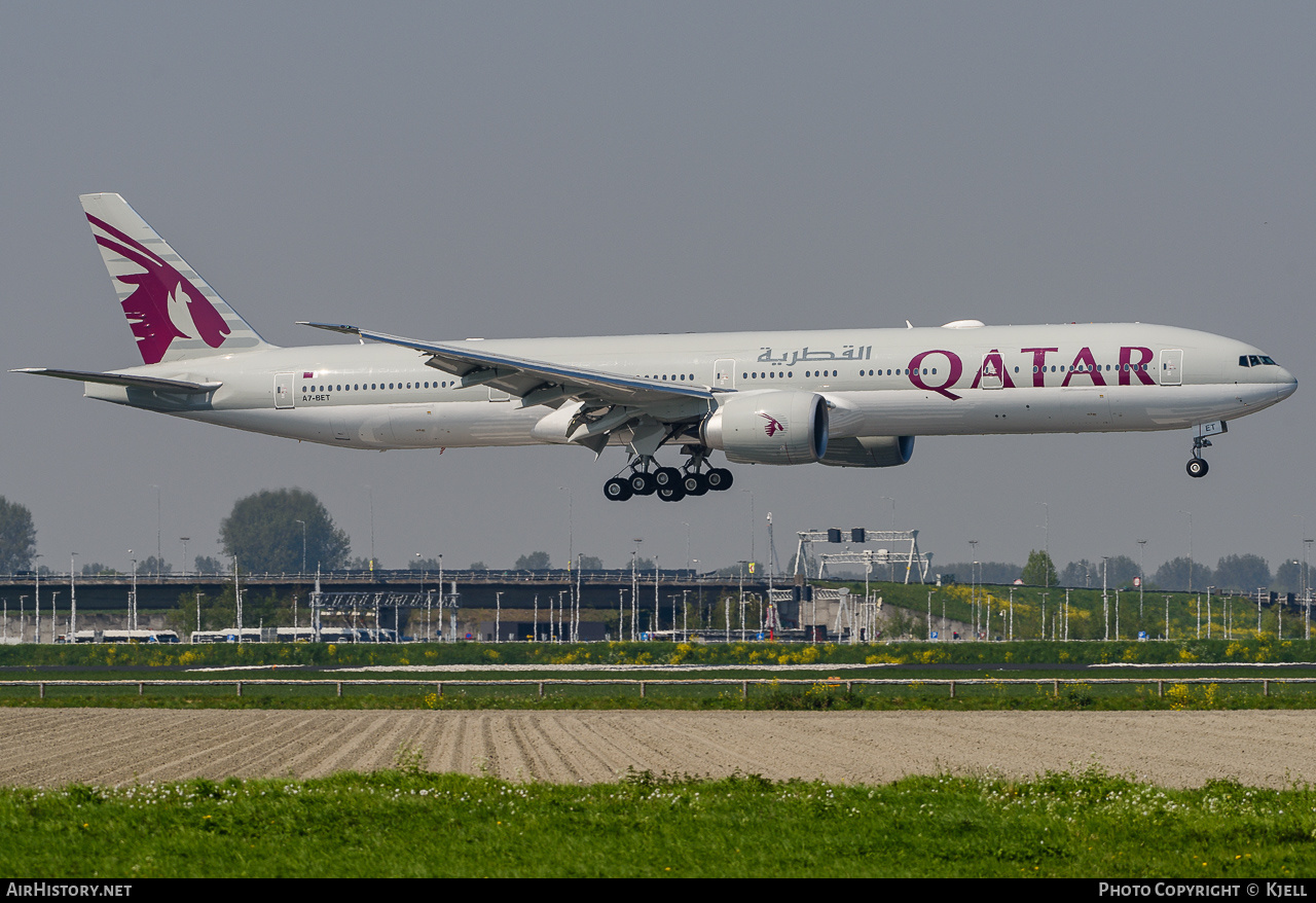 Aircraft Photo of A7-BET | Boeing 777-300/ER | Qatar Airways | AirHistory.net #166430