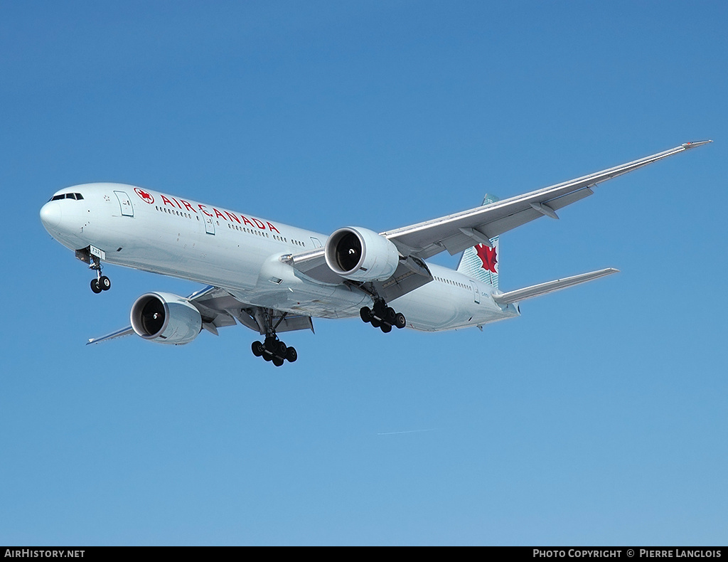 Aircraft Photo of C-FITU | Boeing 777-333/ER | Air Canada | AirHistory.net #166551
