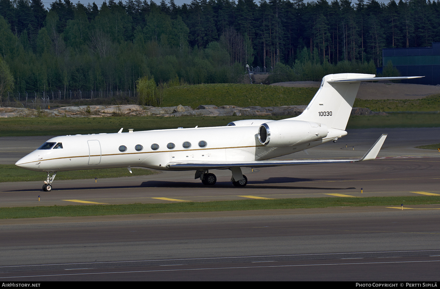 Aircraft Photo of 01-0030 / 10030 | Gulfstream Aerospace C-37A Gulfstream V (G-V) | USA - Air Force | AirHistory.net #166620