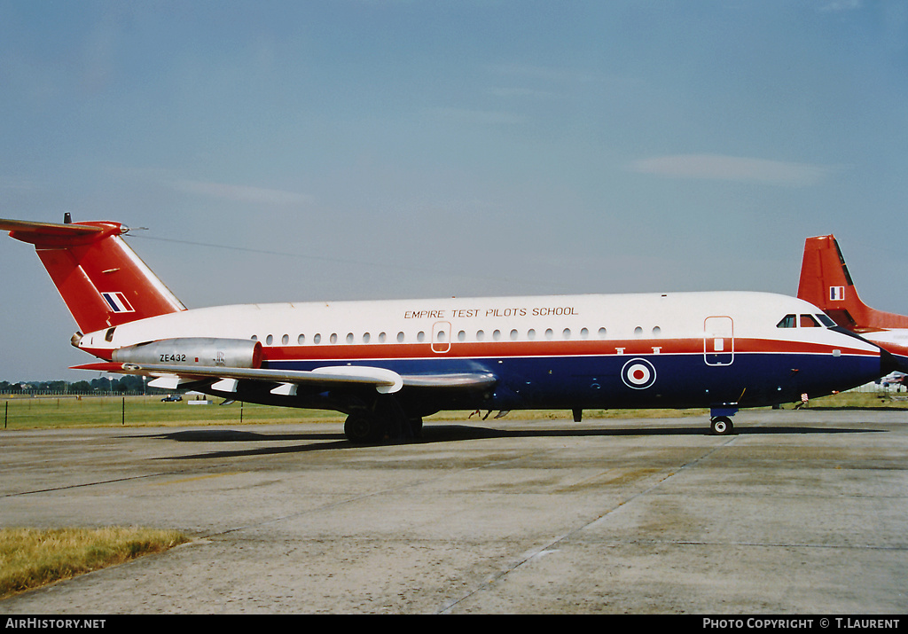 Aircraft Photo of ZE432 | BAC 111-479FU One-Eleven | UK - Air Force | AirHistory.net #166628