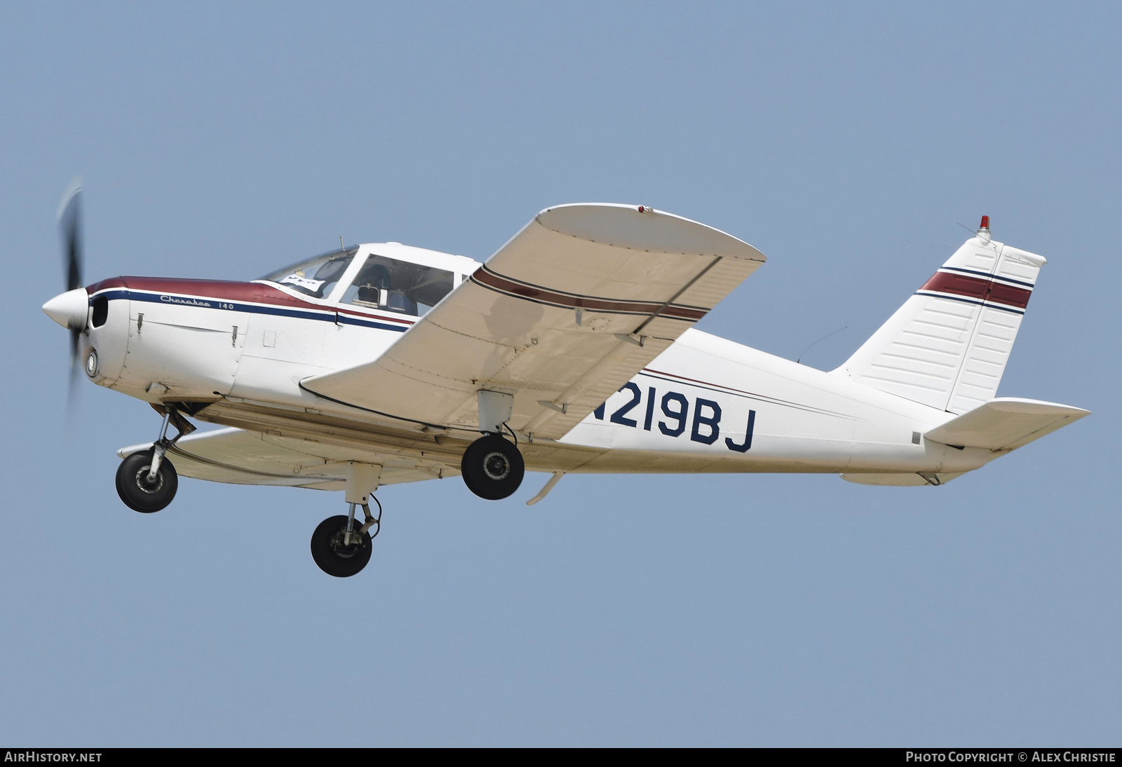 Aircraft Photo of N219BJ | Piper PA-28-140 Cherokee | AirHistory.net #166641