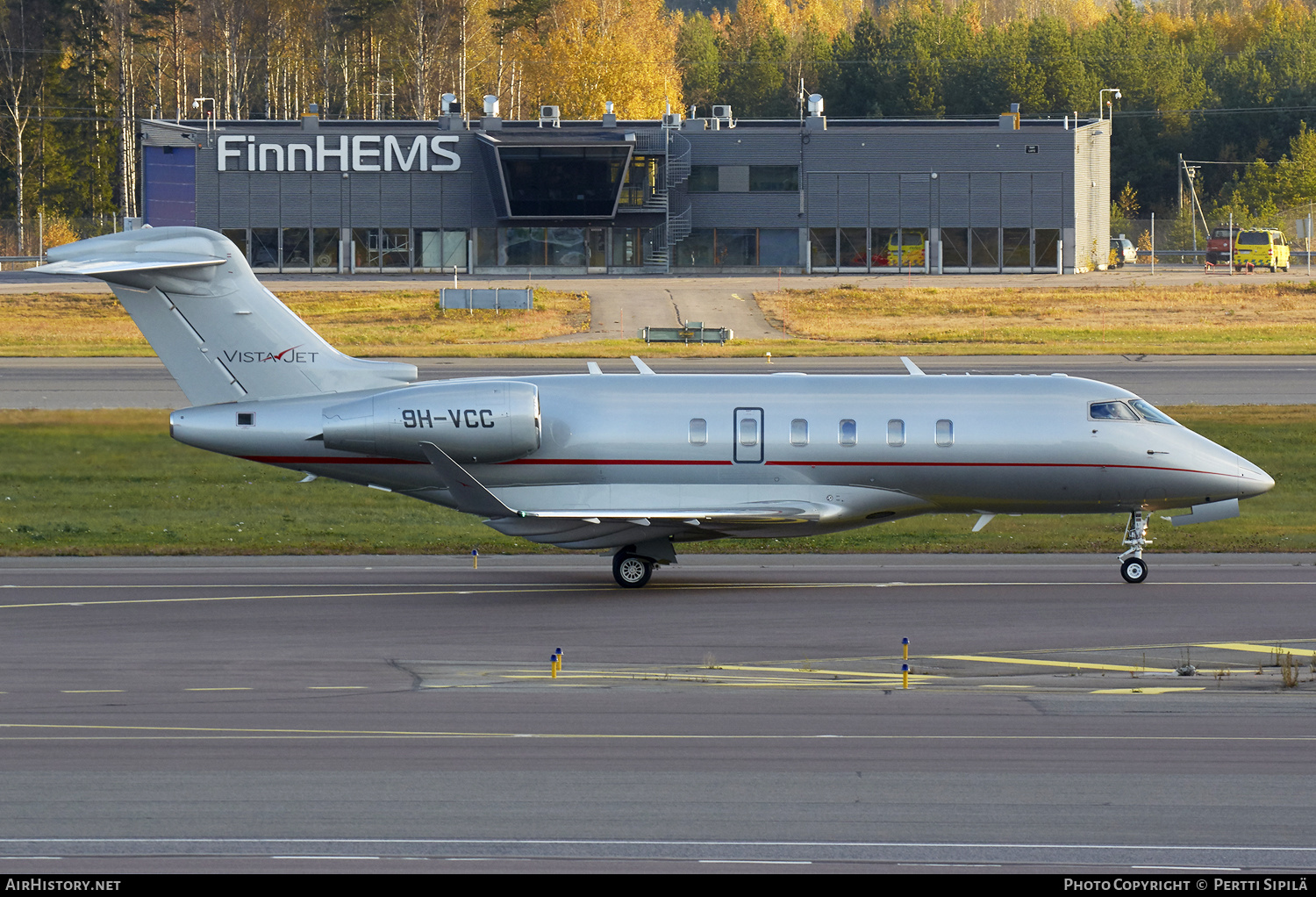 Aircraft Photo of 9H-VCC | Bombardier Challenger 350 (BD-100-1A10) | VistaJet | AirHistory.net #166675