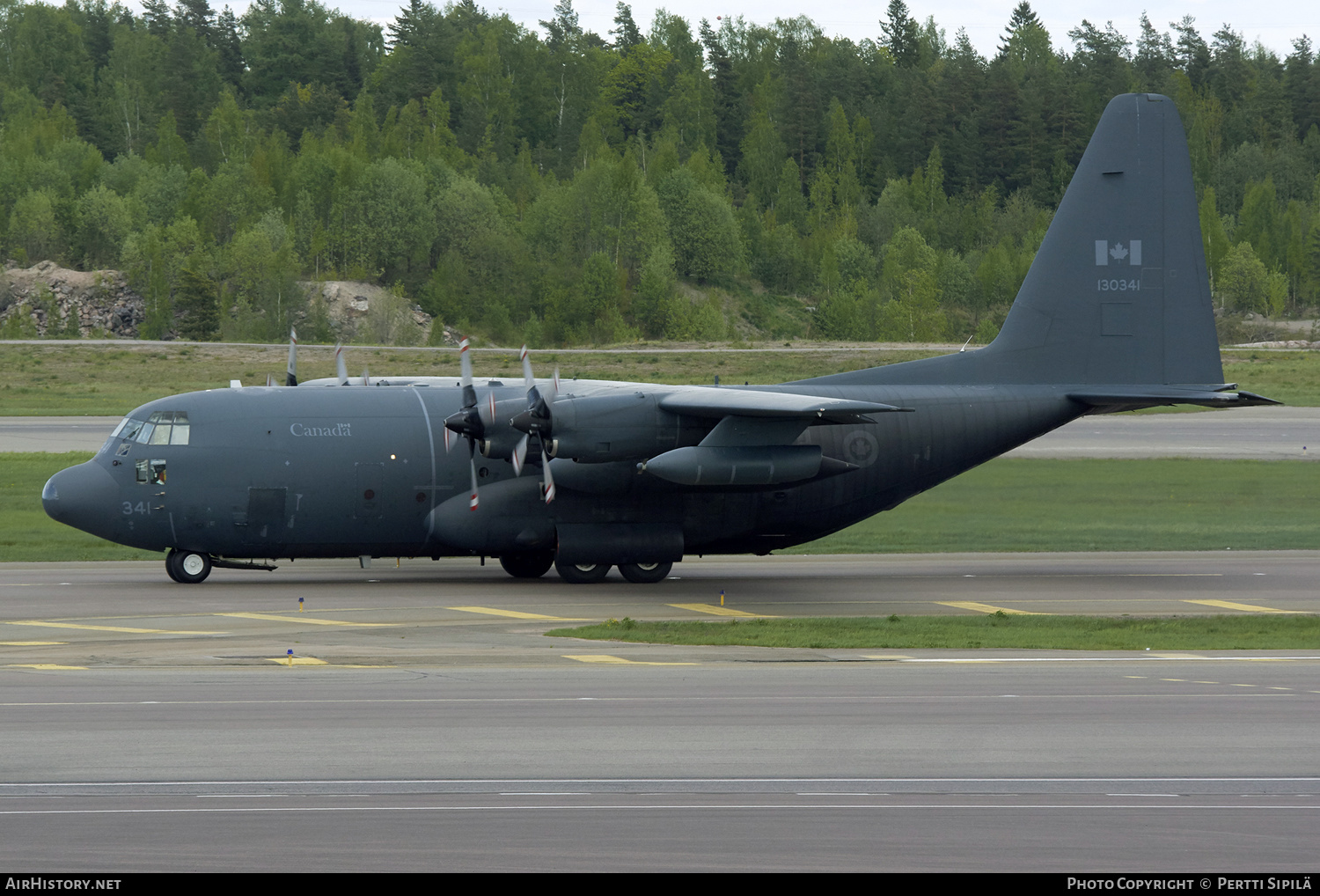 Aircraft Photo of 130341 | Lockheed CC-130H(T) Hercules | Canada - Air Force | AirHistory.net #166685