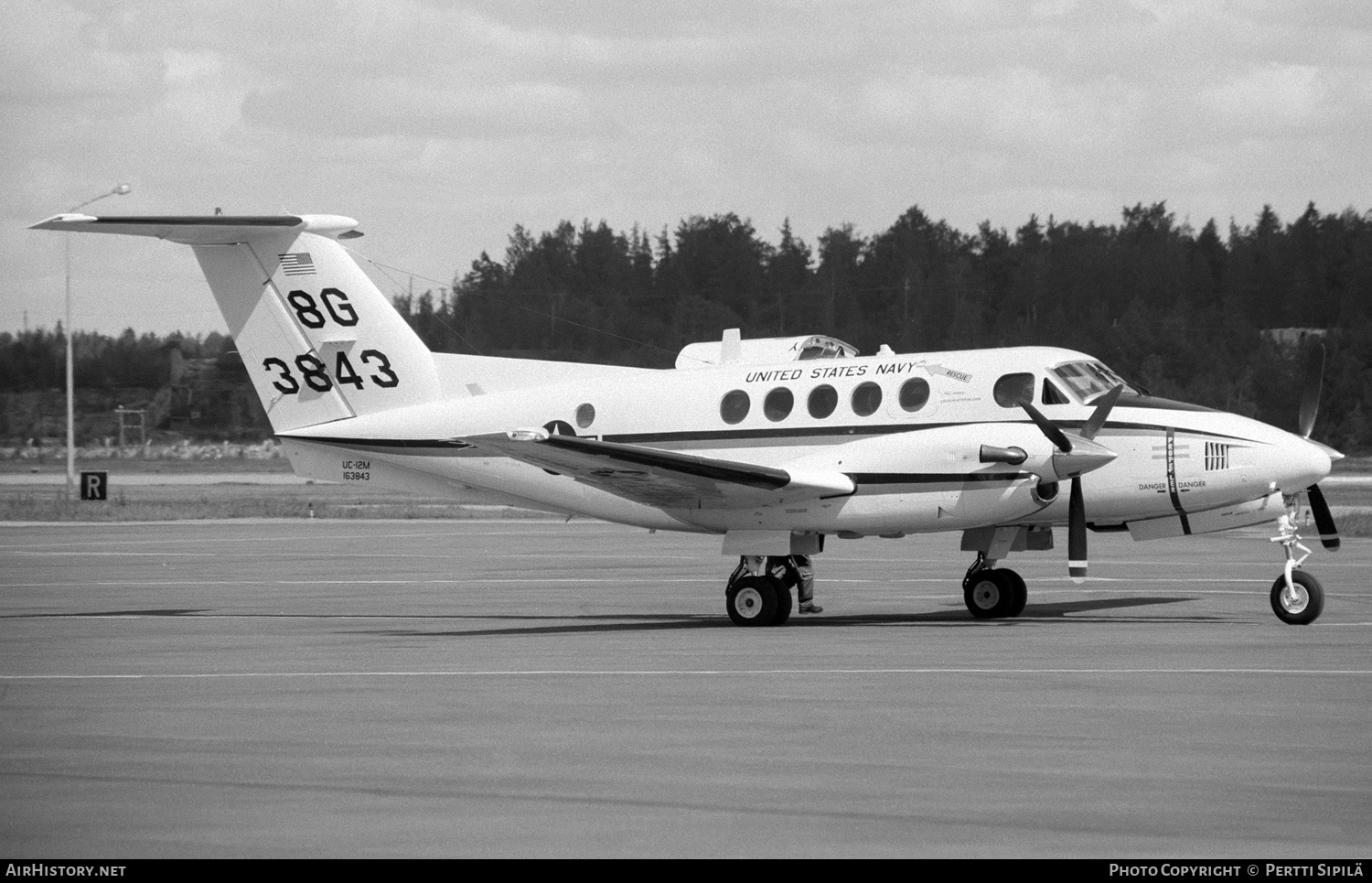 Aircraft Photo of 163843 / 3843 | Beech UC-12M Super King Air (B200C) | USA - Navy | AirHistory.net #166687