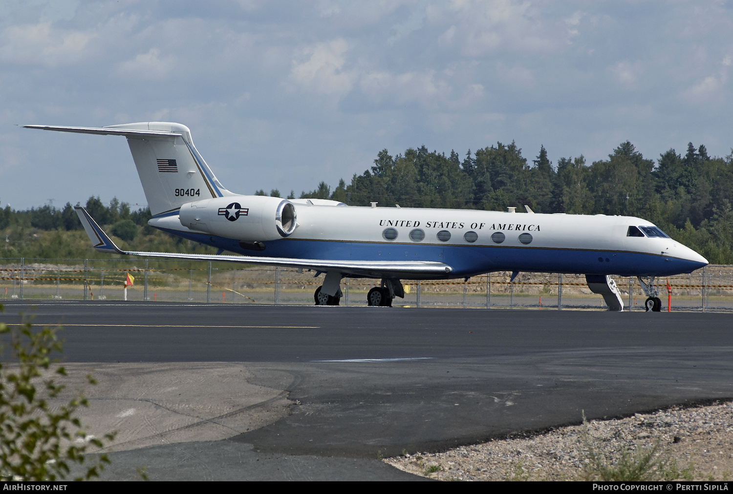 Aircraft Photo of 99-0404 / 90404 | Gulfstream Aerospace C-37A Gulfstream V (G-V) | USA - Air Force | AirHistory.net #166693