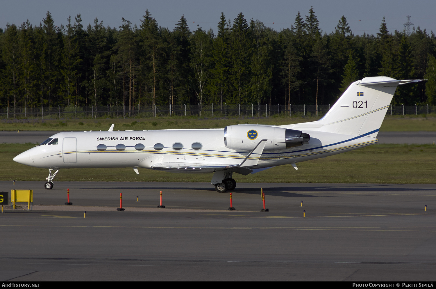 Aircraft Photo of 102001 / 021 | Gulfstream Aerospace G-IV Gulfstream IV | Sweden - Air Force | AirHistory.net #166719