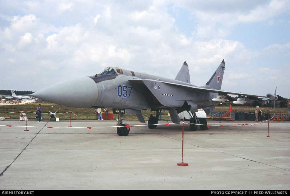 Aircraft Photo of 057 blue | Mikoyan-Gurevich MiG-31M | Russia - Air Force | AirHistory.net #166742