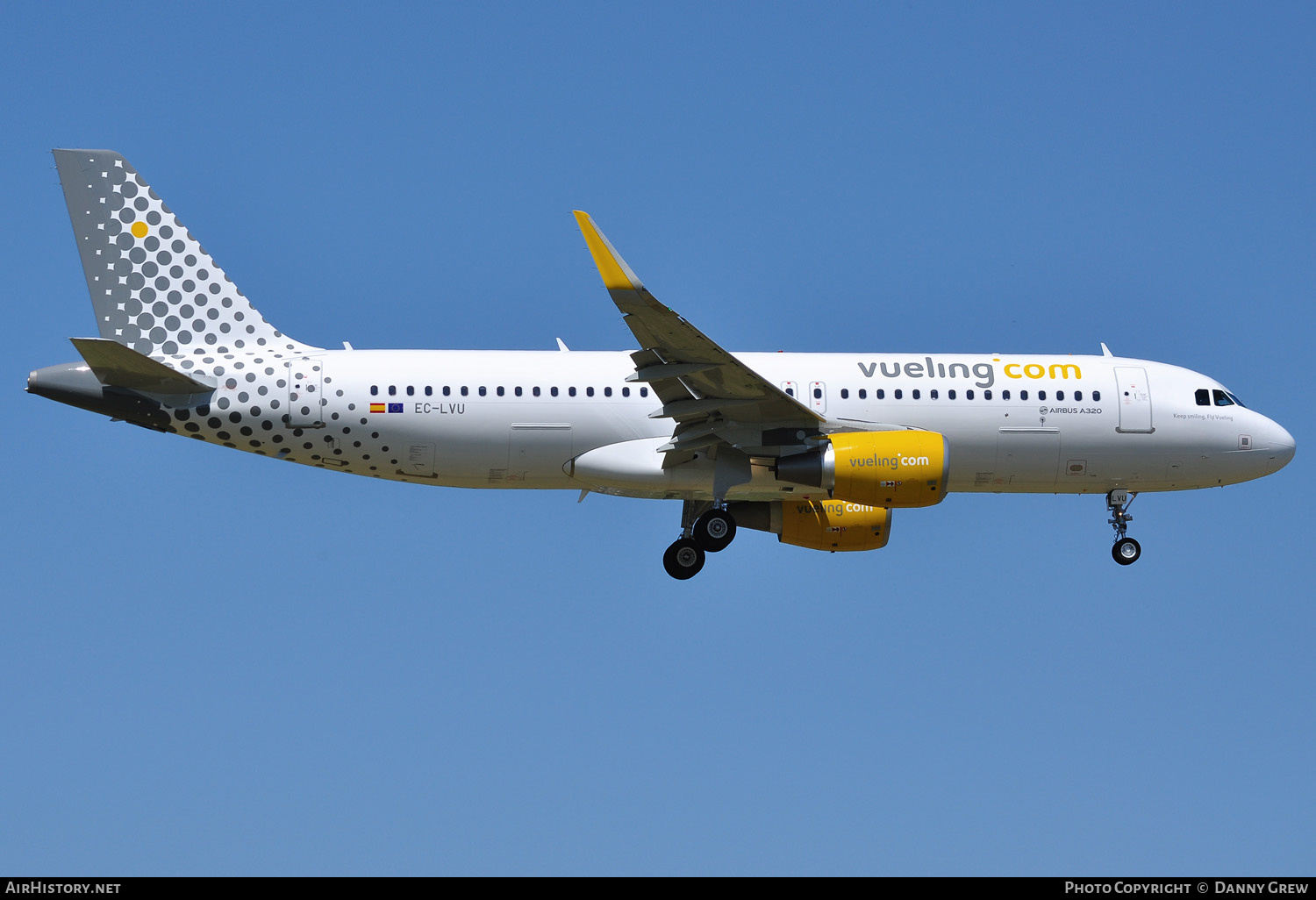 Aircraft Photo of EC-LVU | Airbus A320-214 | Vueling Airlines | AirHistory.net #166822