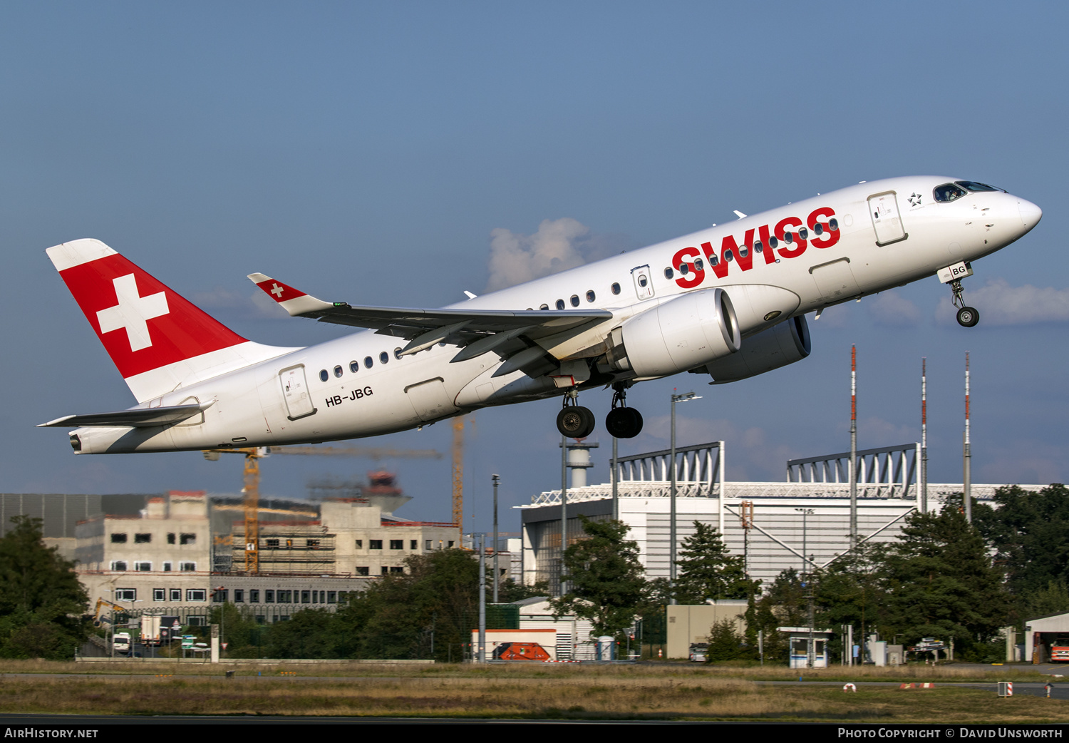 Aircraft Photo of HB-JBG | Bombardier CSeries CS100 (BD-500-1A10) | Swiss International Air Lines | AirHistory.net #166828