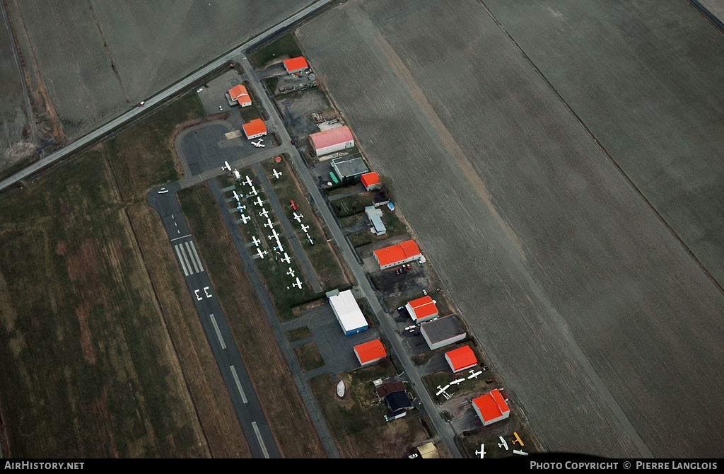 Airport photo of Saint-Mathieu-de-Beloeil (CSB3) in Quebec, Canada | AirHistory.net #166842