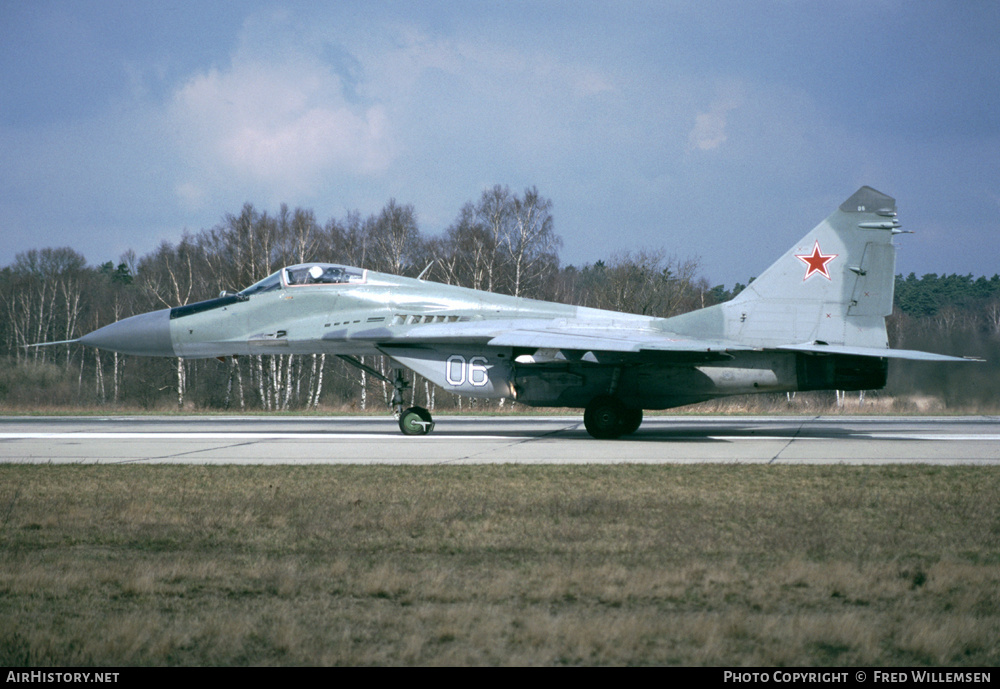 Aircraft Photo of 06 white | Mikoyan-Gurevich MiG-29 (9-12) | Russia - Air Force | AirHistory.net #166911