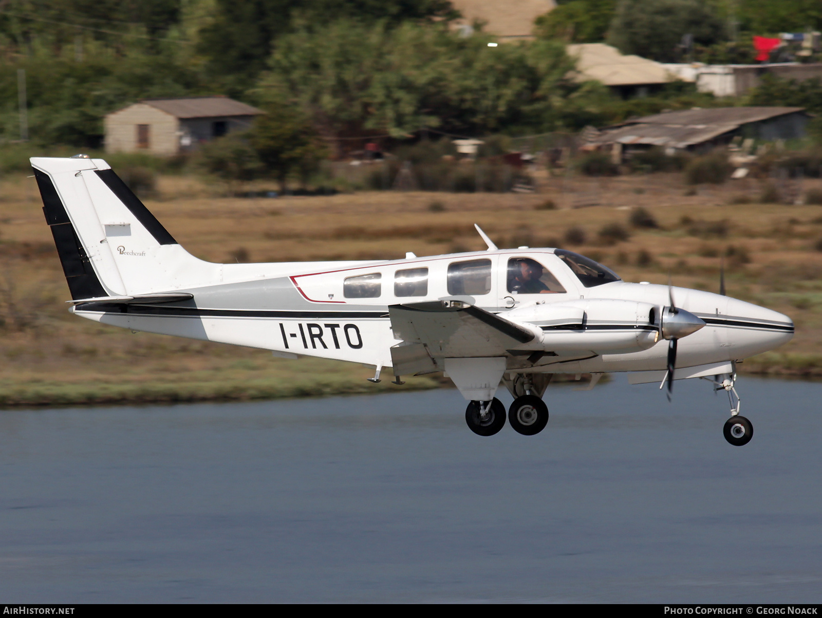 Aircraft Photo of I-IRTO | Beech 58P Pressurized Baron | AirHistory.net #166920