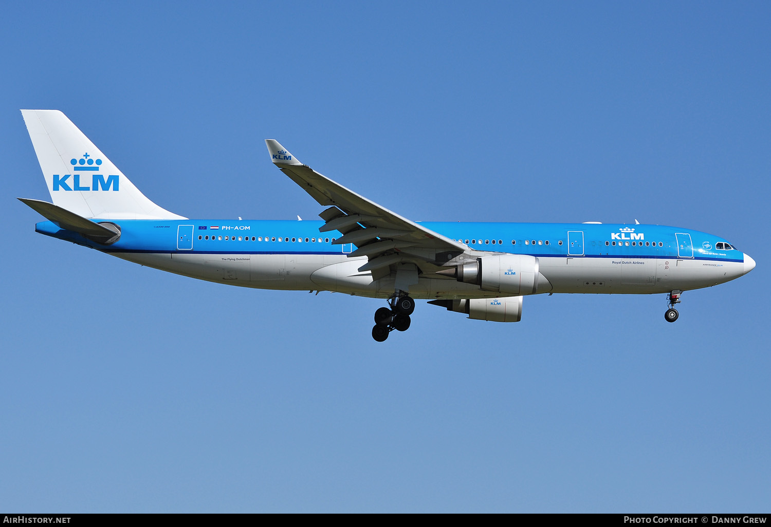 Aircraft Photo of PH-AOM | Airbus A330-203 | KLM - Royal Dutch Airlines | AirHistory.net #167077