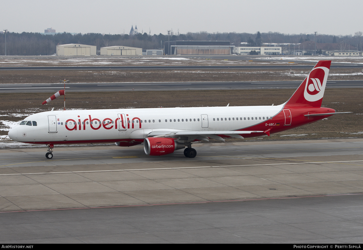 Aircraft Photo of D-ABCJ | Airbus A321-211 | Air Berlin | AirHistory.net #167079