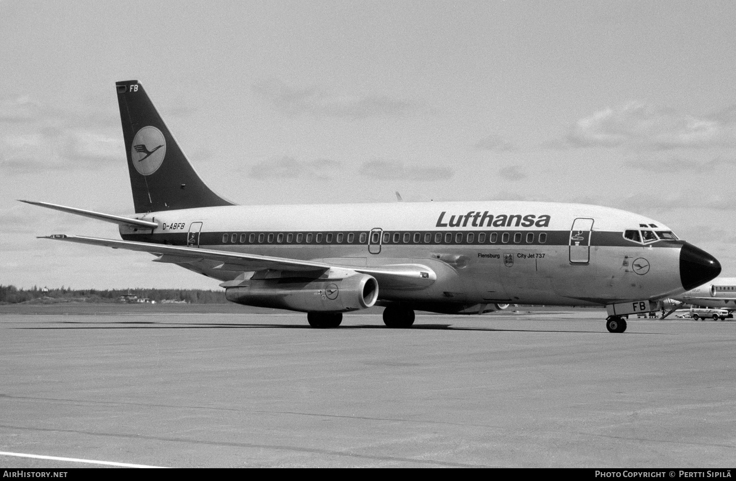 Aircraft Photo of D-ABFB | Boeing 737-230/Adv | Lufthansa | AirHistory.net #167111