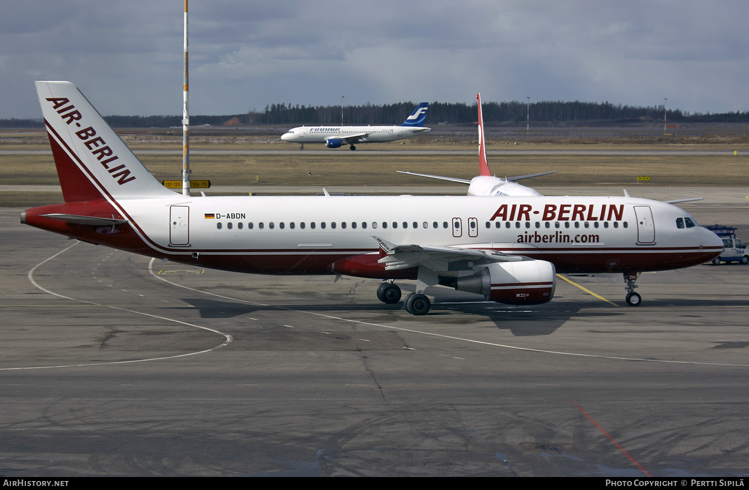 Aircraft Photo of D-ABDN | Airbus A320-214 | Air Berlin | AirHistory.net #167112