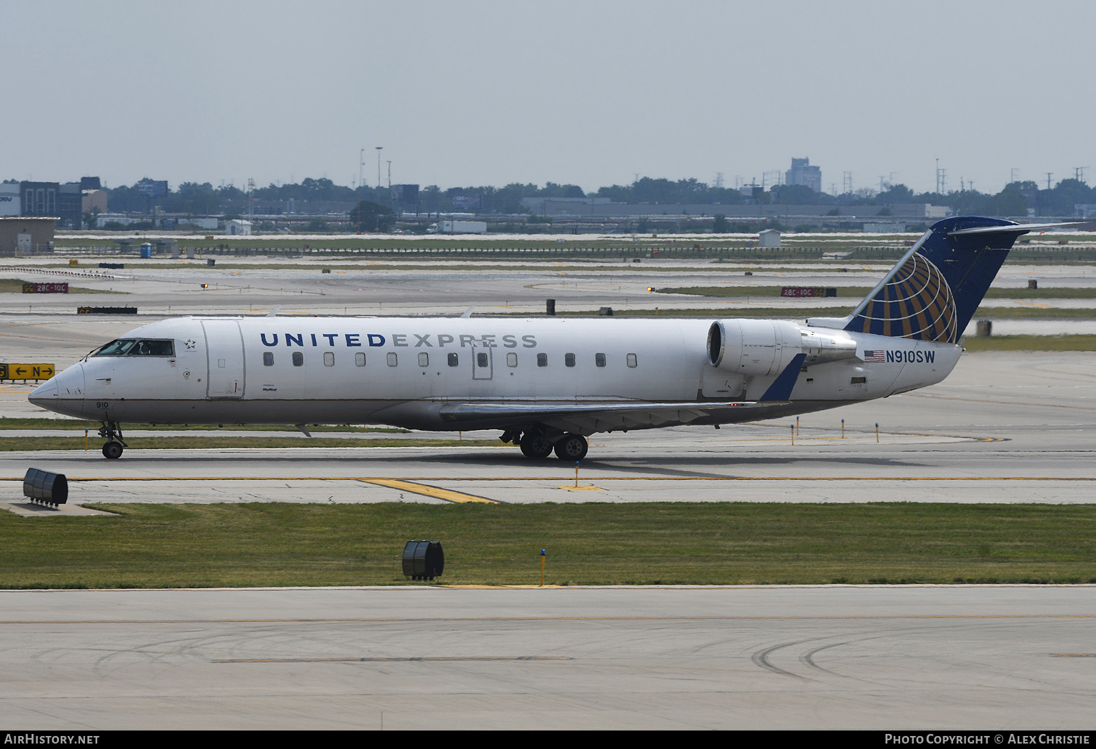 Aircraft Photo of N910SW | Bombardier CRJ-200LR (CL-600-2B19) | United Express | AirHistory.net #167271