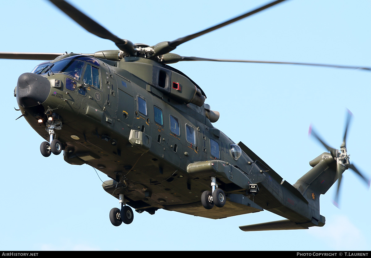 Aircraft Photo of ZJ990 | AgustaWestland EH101-512 Merlin HC3A | UK - Air Force | AirHistory.net #167313