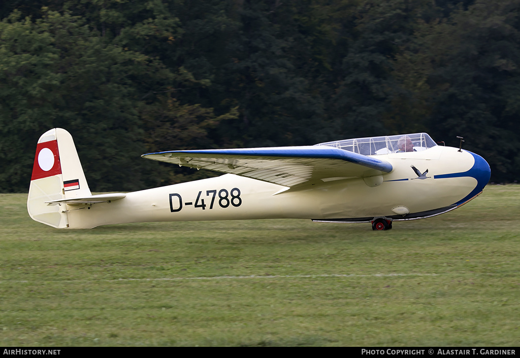 Aircraft Photo of D-4788 | DFS Kranich IIB-1 | AirHistory.net #167348