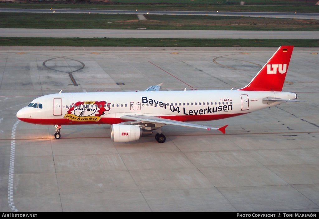 Aircraft Photo of D-ALTC | Airbus A320-214 | LTU - Lufttransport-Unternehmen | AirHistory.net #167394