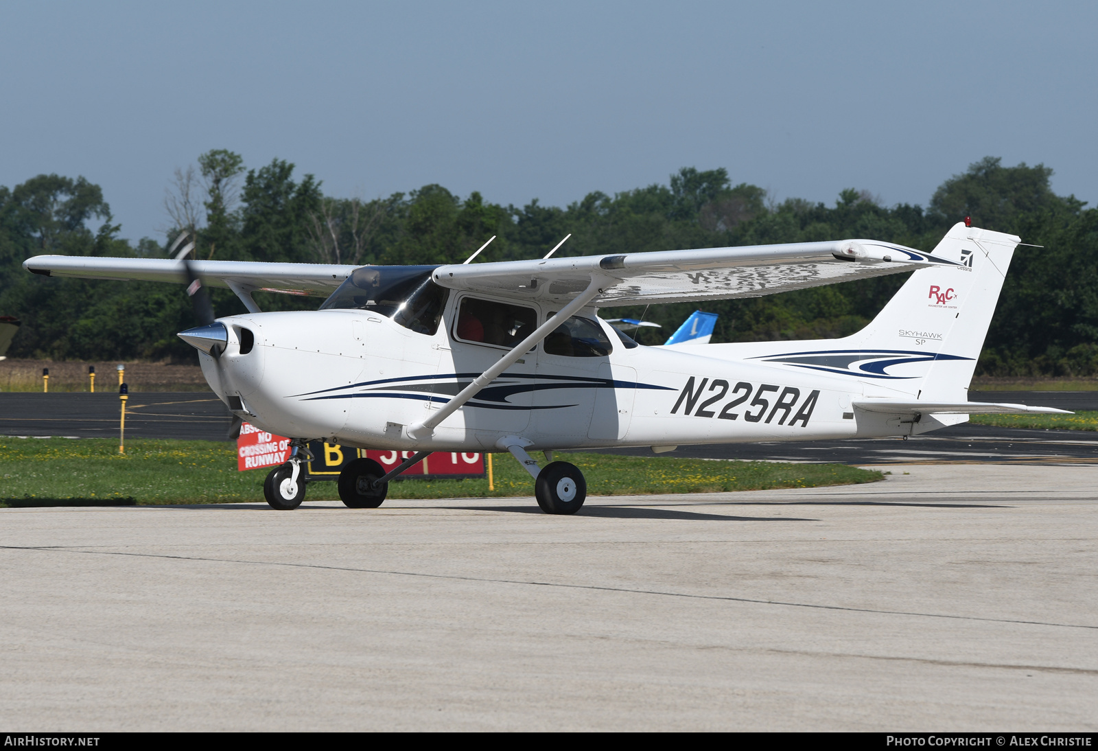 Aircraft Photo of N225RA | Cessna 172S Skyhawk SP | AirHistory.net #167424