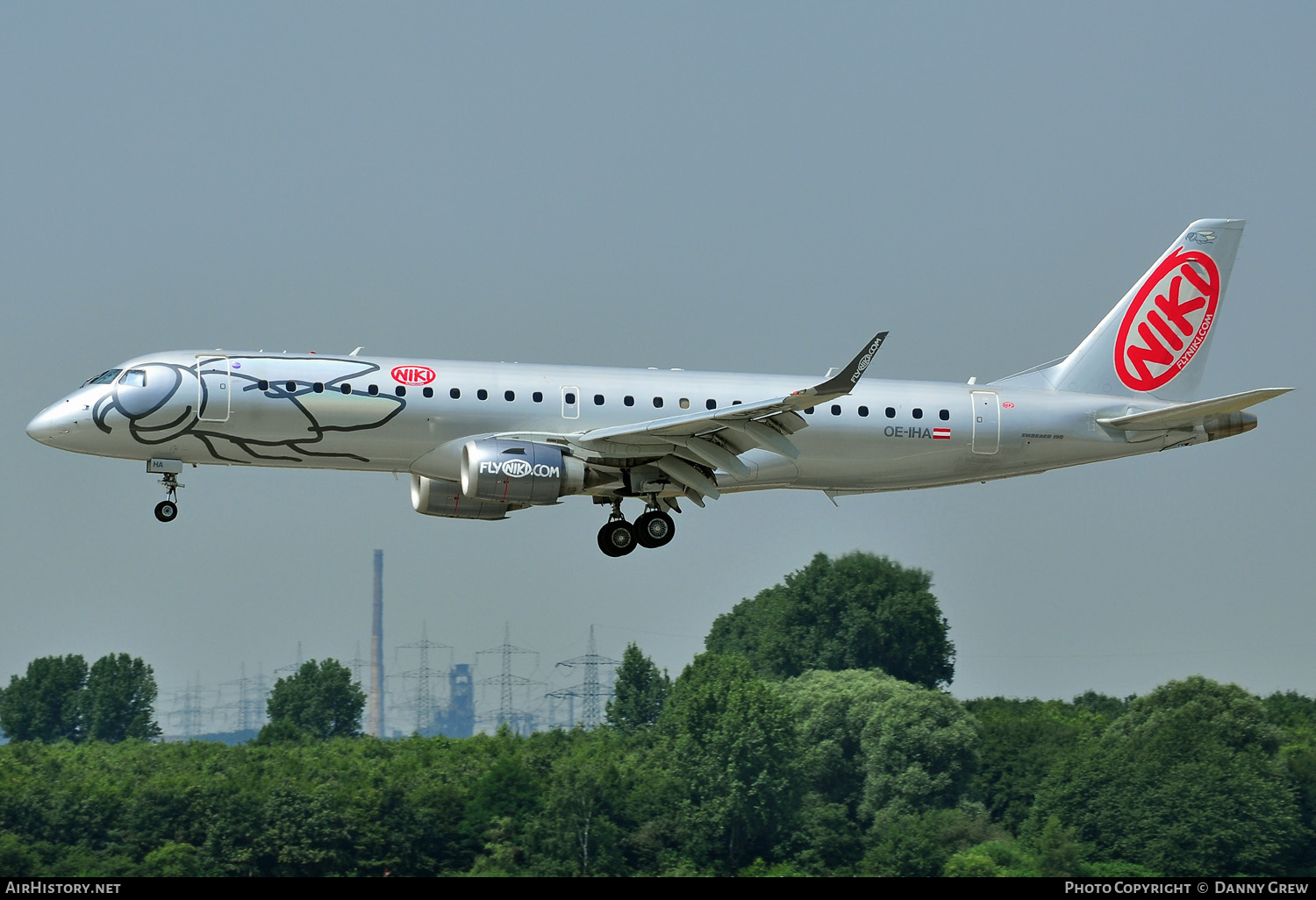 Aircraft Photo of OE-IHA | Embraer 190LR (ERJ-190-100LR) | Niki | AirHistory.net #167427