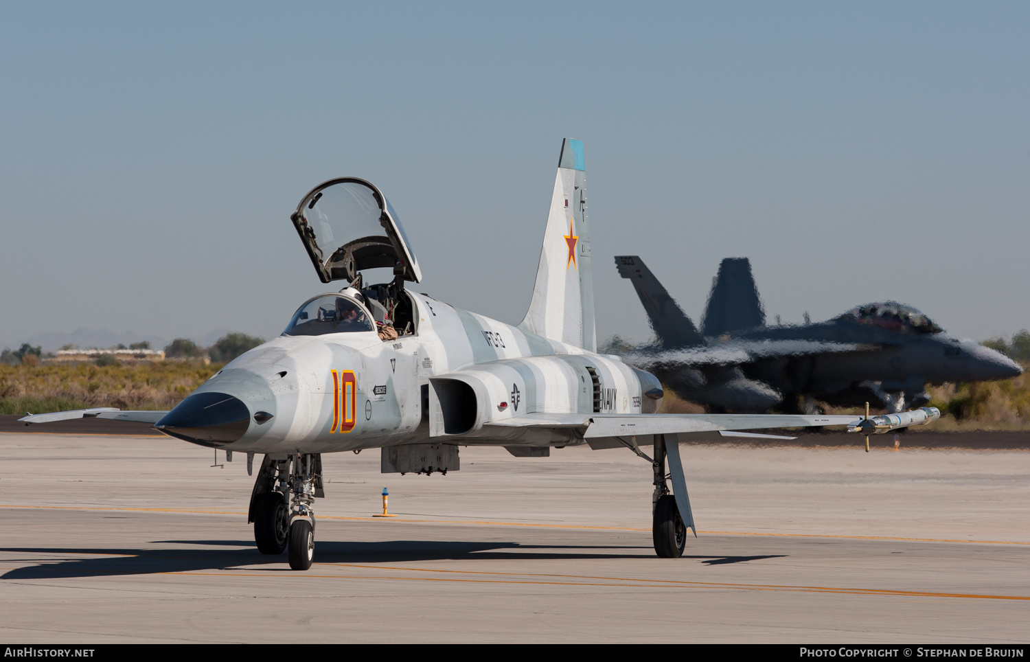 Aircraft Photo of 741564 | Northrop F-5N Tiger II | USA - Navy | AirHistory.net #167593