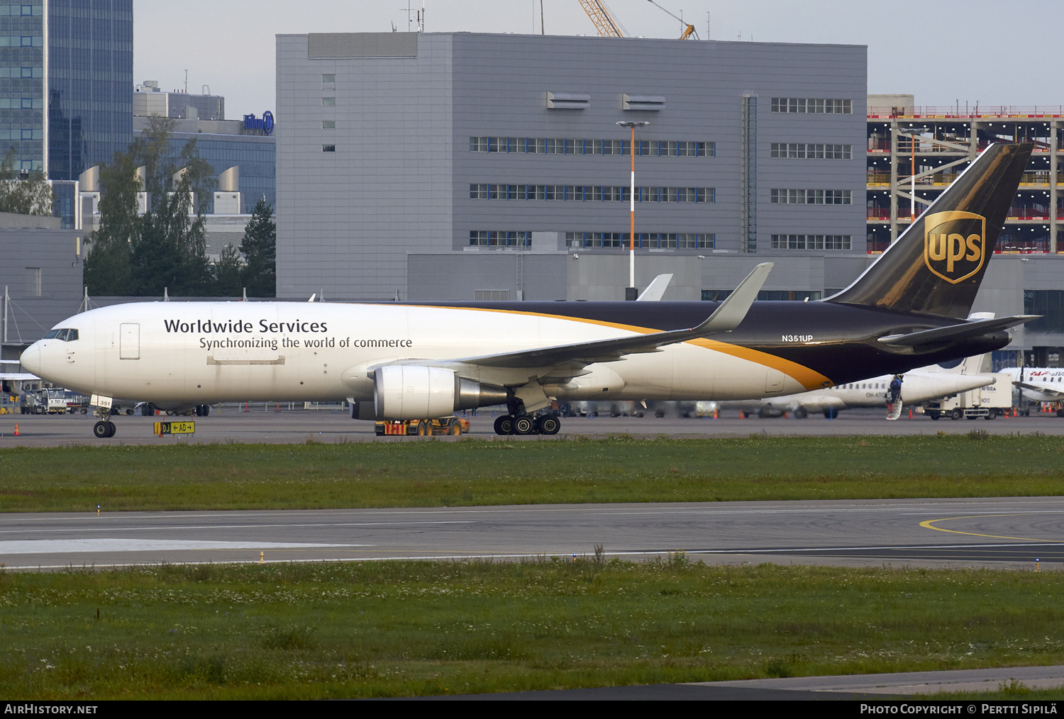 Aircraft Photo of N351UP | Boeing 767-34AF/ER | United Parcel Service - UPS | AirHistory.net #167601