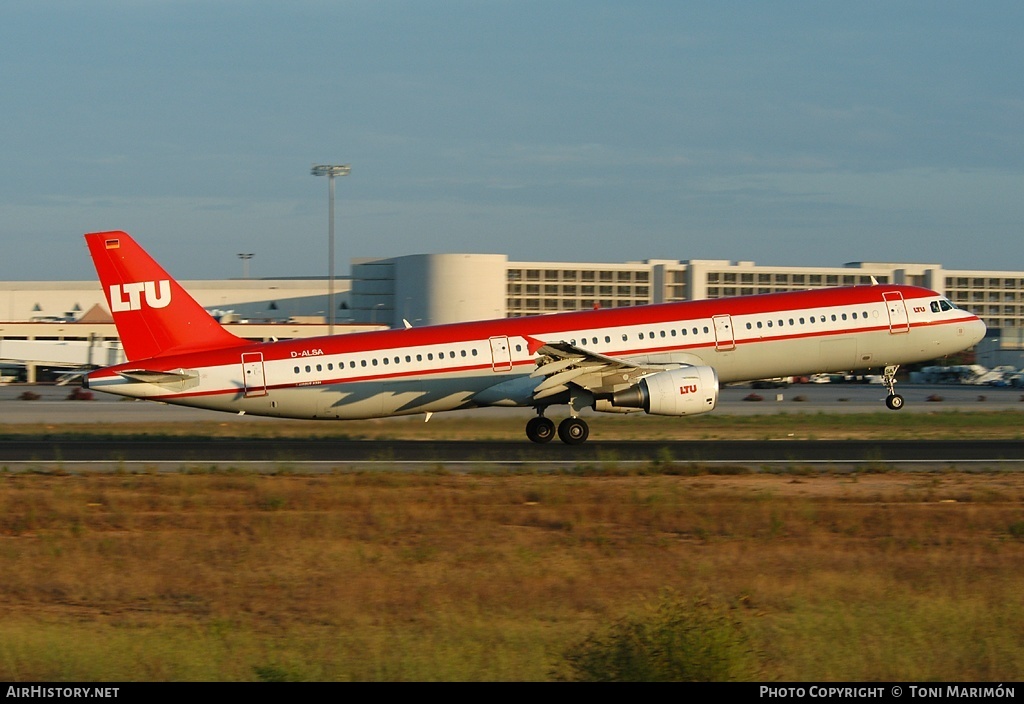 Aircraft Photo of D-ALSA | Airbus A321-211 | LTU - Lufttransport-Unternehmen | AirHistory.net #167711