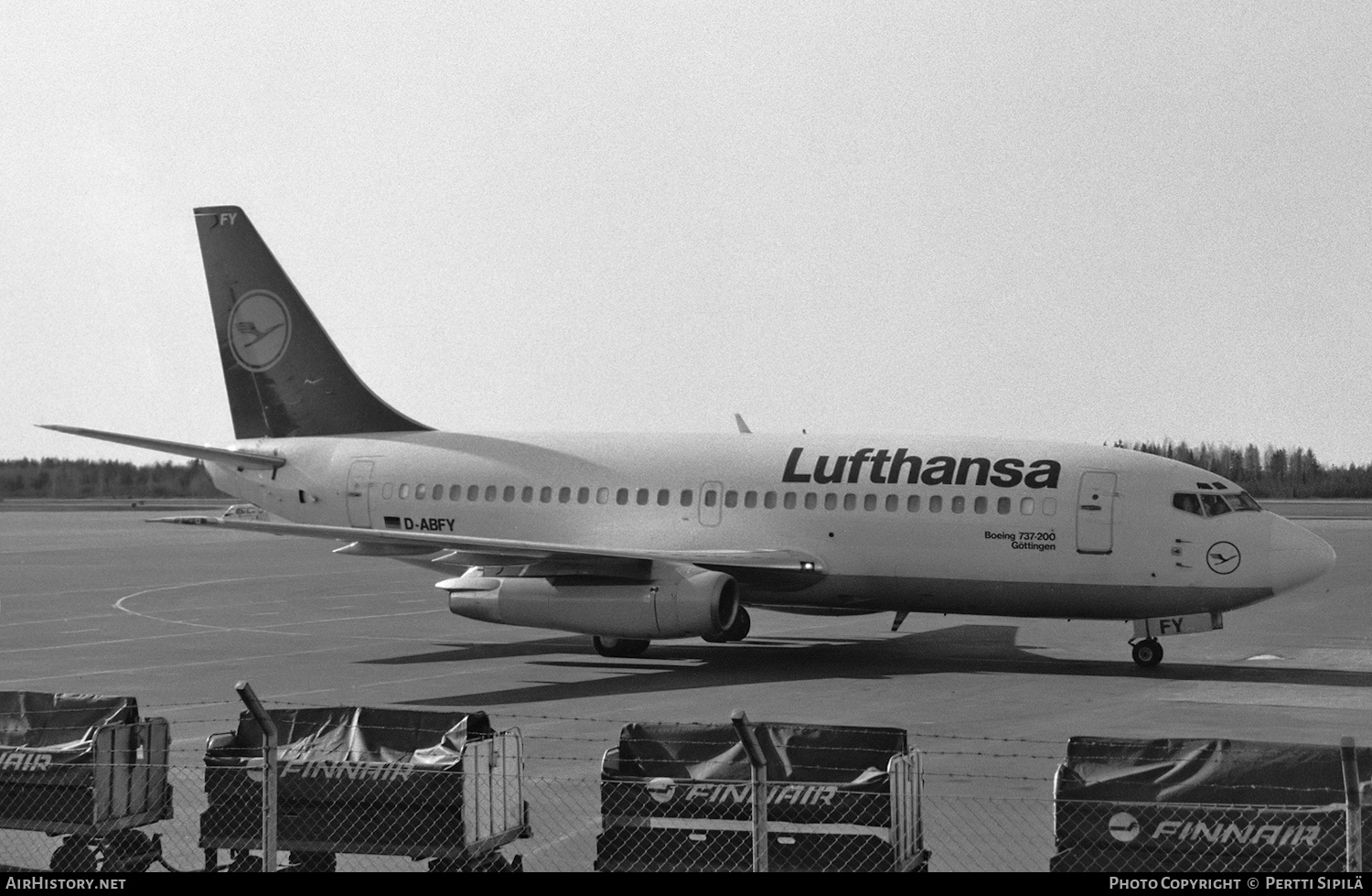 Aircraft Photo of D-ABFY | Boeing 737-230/Adv | Lufthansa | AirHistory.net #167718