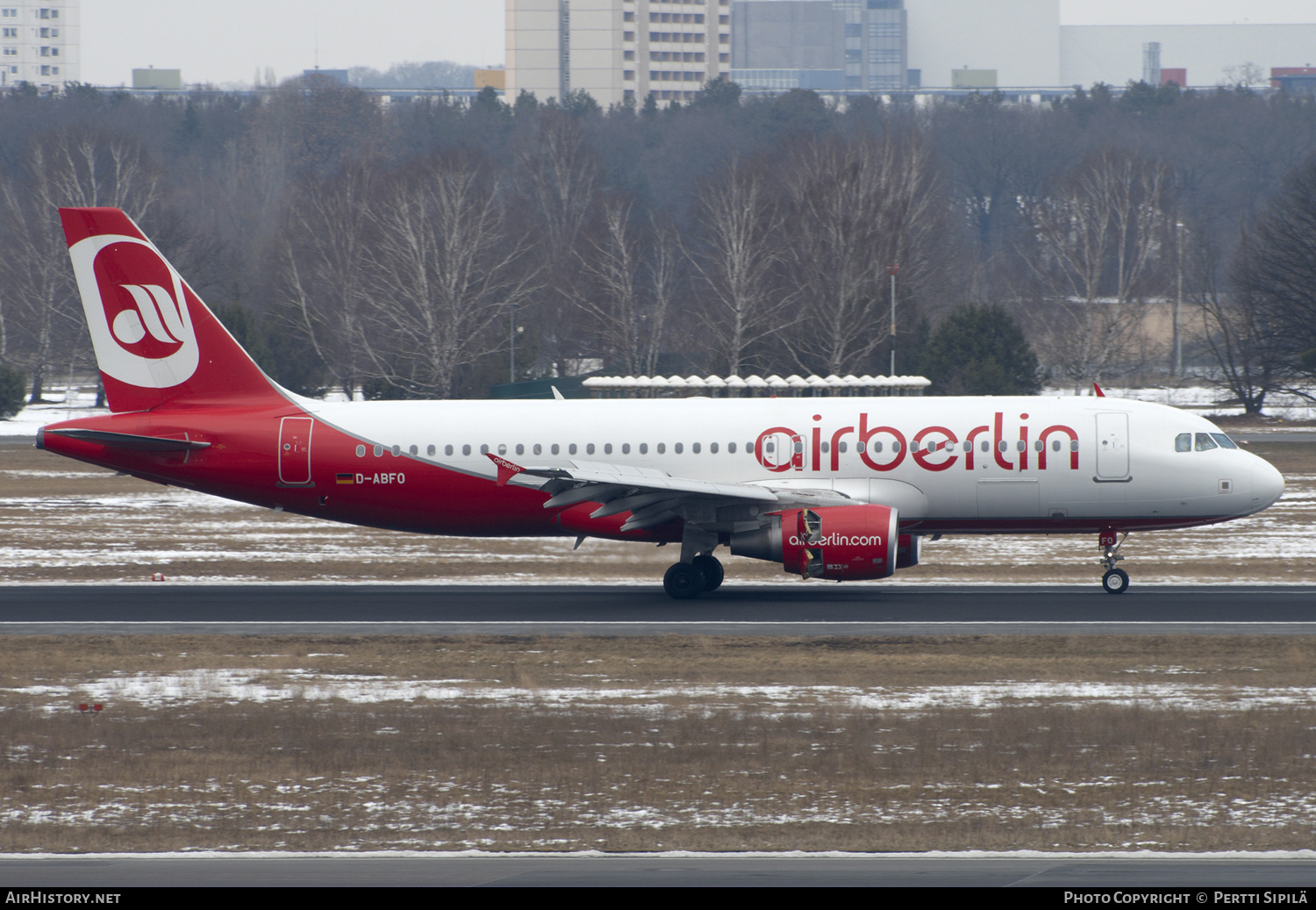 Aircraft Photo of D-ABFO | Airbus A320-214 | Air Berlin | AirHistory.net #167720