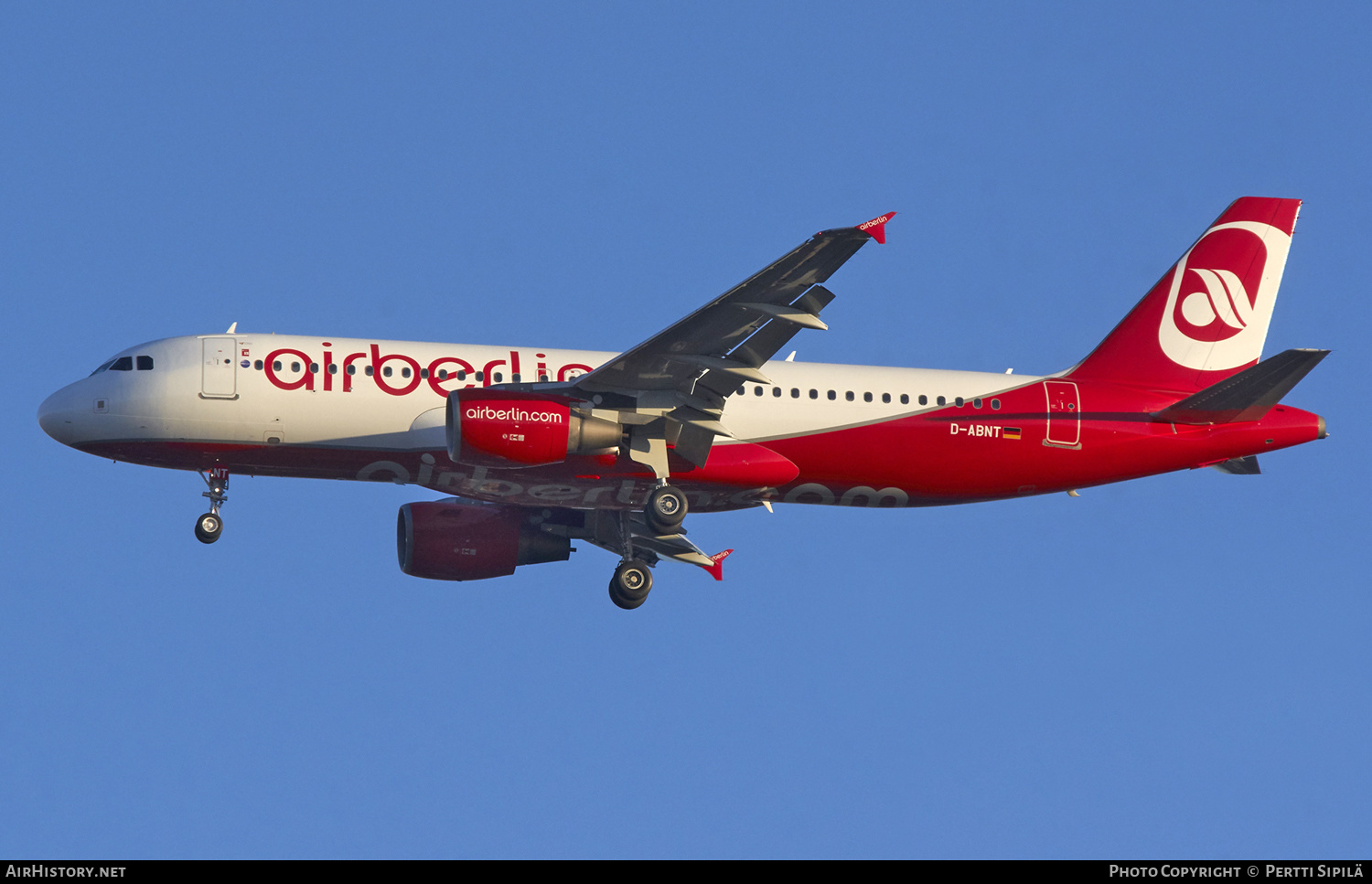 Aircraft Photo of D-ABNT | Airbus A320-214 | Air Berlin | AirHistory.net #167784
