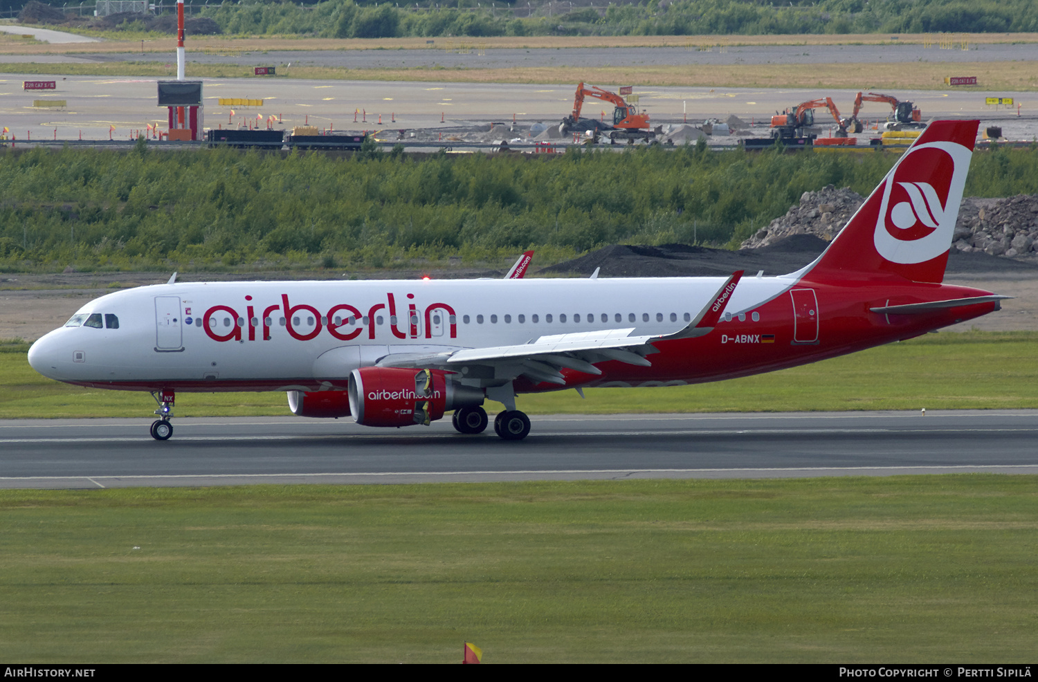 Aircraft Photo of D-ABNX | Airbus A320-214 | Air Berlin | AirHistory.net #167789