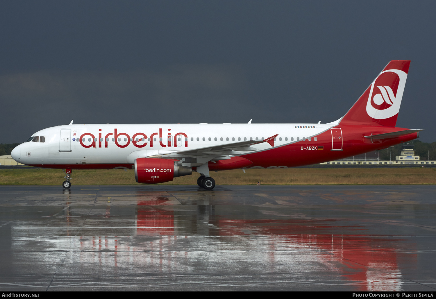Aircraft Photo of D-ABZK | Airbus A320-216 | Air Berlin | AirHistory.net #167842