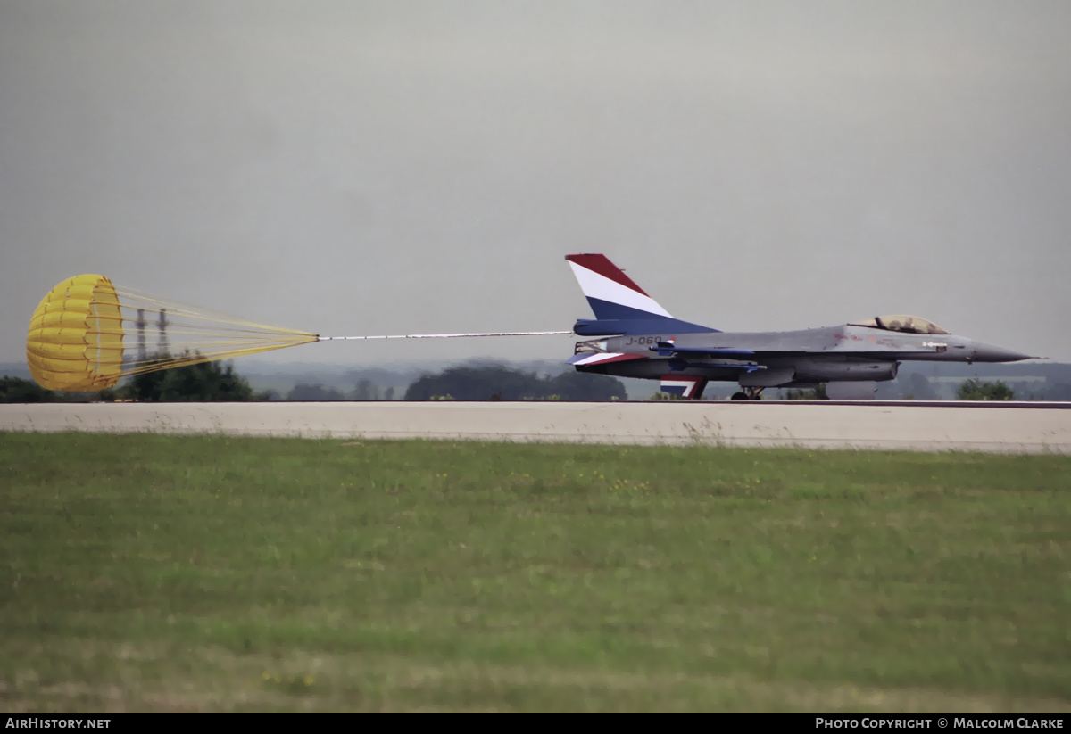 Aircraft Photo of J-060 | General Dynamics F-16A Fighting Falcon | Netherlands - Air Force | AirHistory.net #167892