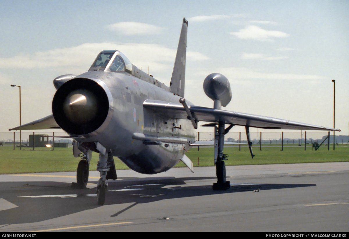 Aircraft Photo of XS928 English Electric Lightning F6 UK Air