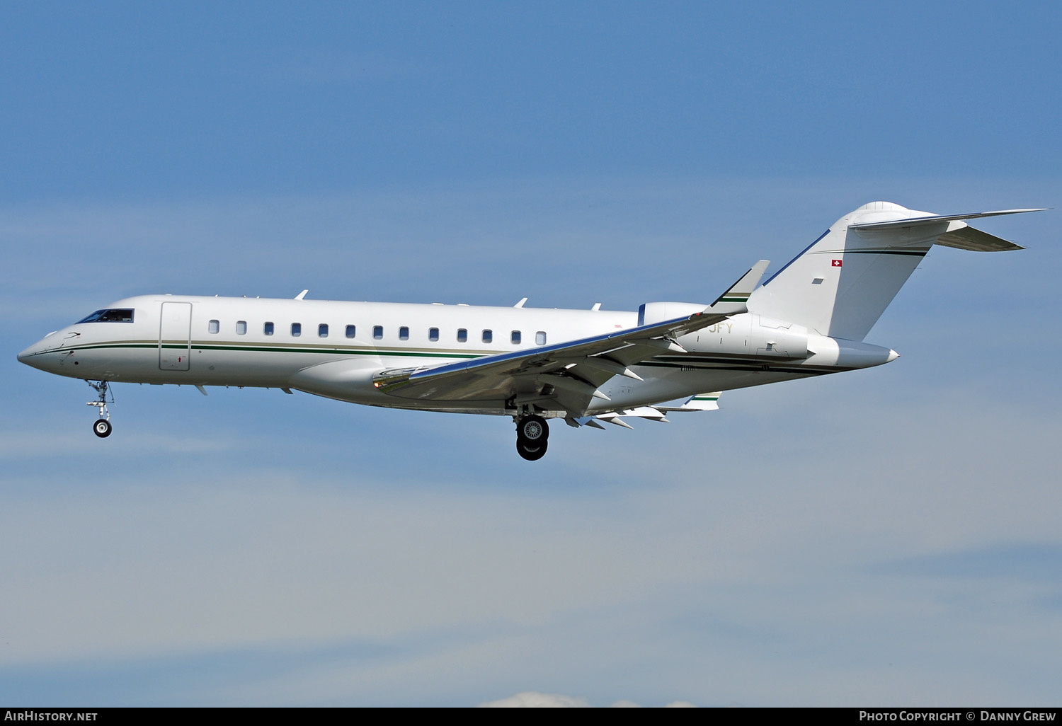 Aircraft Photo of HB-JFY | Bombardier Global Express (BD-700-1A10) | AirHistory.net #167999