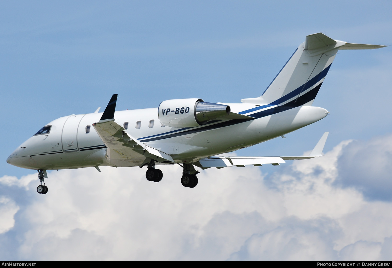 Aircraft Photo of VP-BGO | Bombardier Challenger 605 (CL-600-2B16) | AirHistory.net #168002
