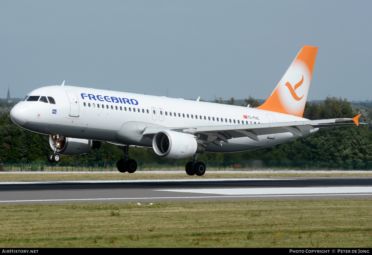 Aircraft Photo of TC-FHC | Airbus A320-214 | Freebird Airlines | AirHistory.net #168011