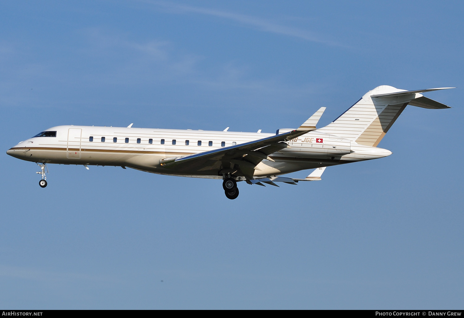 Aircraft Photo of HB-JGE | Bombardier Global Express XRS (BD-700-1A10) | AirHistory.net #168036