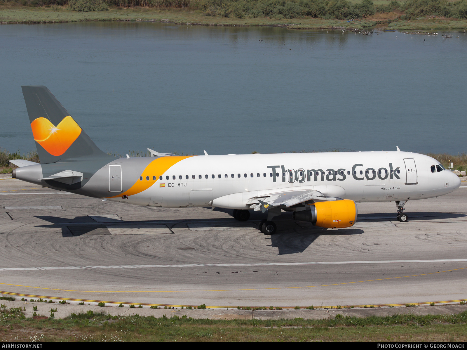Aircraft Photo of EC-MTJ | Airbus A320-214 | Thomas Cook Airlines | AirHistory.net #168126