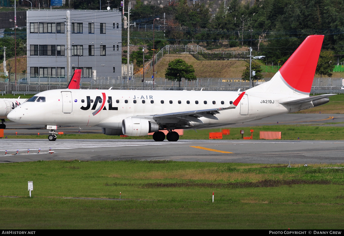 Aircraft Photo of JA219J | Embraer 170STD (ERJ-170-100STD) | Japan Airlines - JAL | AirHistory.net #168220