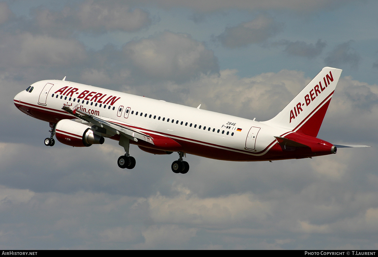 Aircraft Photo of F-WWII | Airbus A320-214 | Air Berlin | AirHistory.net #168316