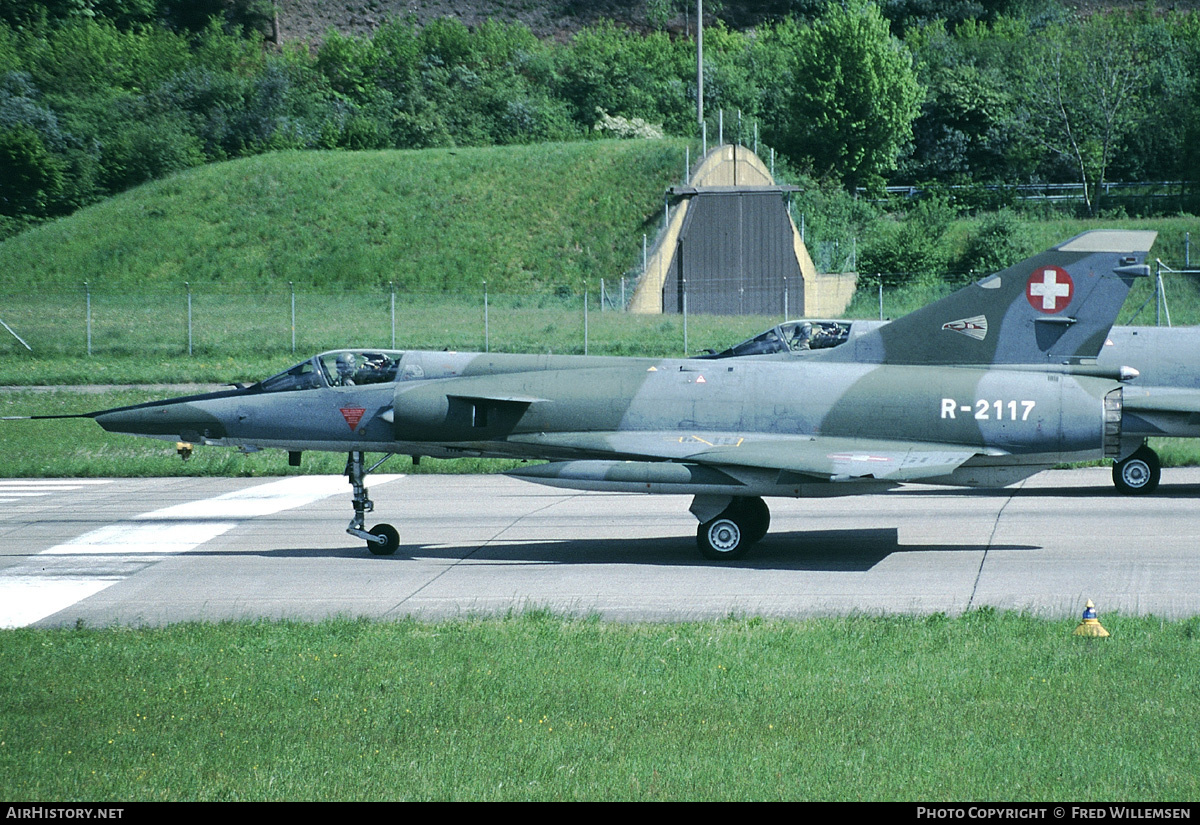 Aircraft Photo of R-2117 | Dassault Mirage IIIRS | Switzerland - Air Force | AirHistory.net #168342