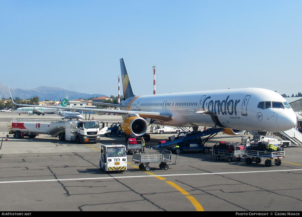 Aircraft Photo of D-ABOM | Boeing 757-330 | Condor Flugdienst | AirHistory.net #168366