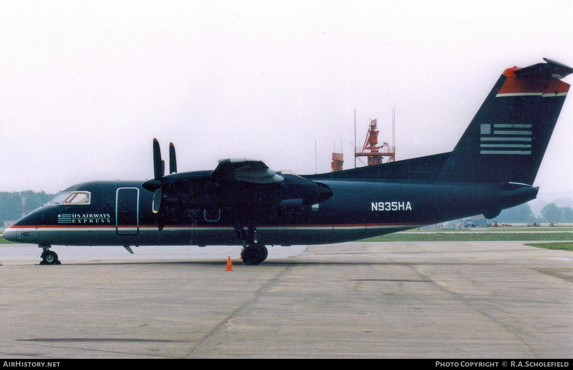 Aircraft Photo of N935HA | De Havilland Canada DHC-8-102 Dash 8 | US Airways Express | AirHistory.net #168385