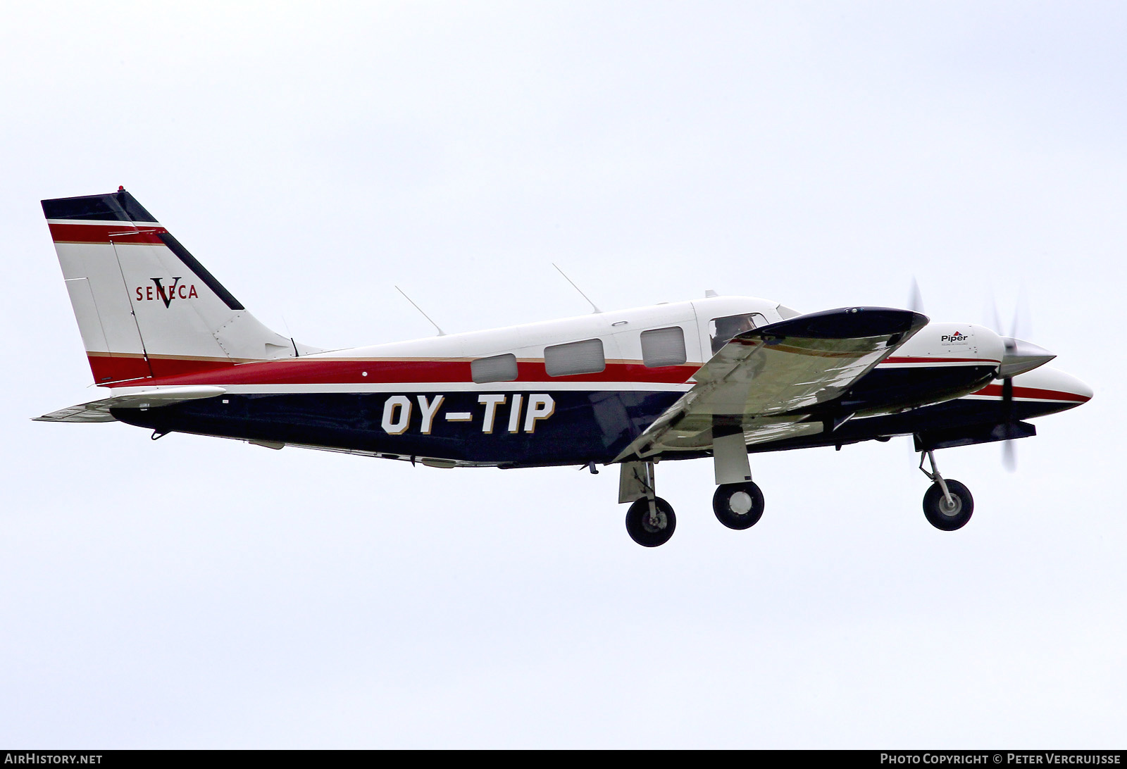 Aircraft Photo of OY-TIP | Piper PA-34-220T Seneca V | AirHistory.net #168403