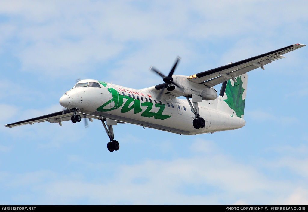 Aircraft Photo of C-GMTA | De Havilland Canada DHC-8-301 Dash 8 | Air Canada Jazz | AirHistory.net #168442