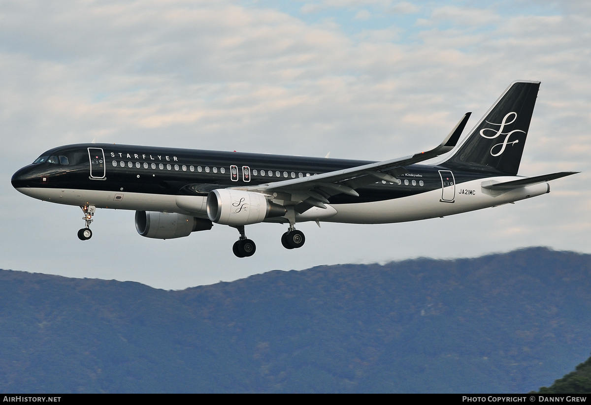 Aircraft Photo of JA21MC | Airbus A320-214 | StarFlyer | AirHistory.net #168487